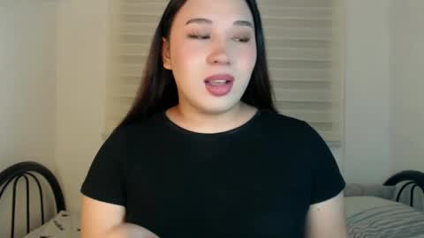 DARCY online show from April 2, 5:21 pm