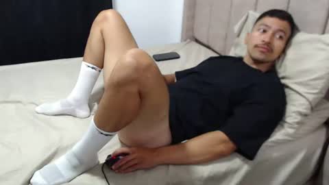 Snapshot of darekgates chatting on June 13, 4:38 pm Darekgates online show from June 13, 4:38 pm