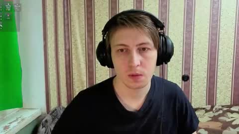 darienlarge online show from December 16, 7:57 am