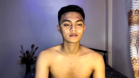 Snapshot of dark_angel69x chatting on February 23, 5:29 pm Guile online show from February 23, 5:29 pm