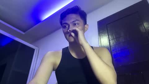 Snapshot of dark_angel69x chatting on September 17, 7:04 pm Guile online show from September 17, 7:04 pm