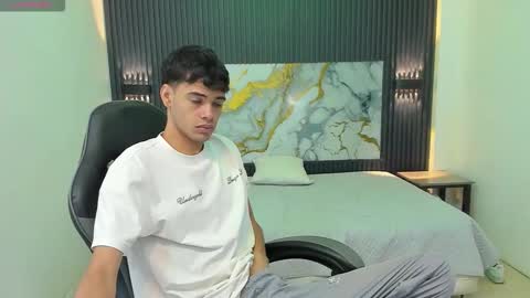 DARCK online show from February 4, 12:00 pm