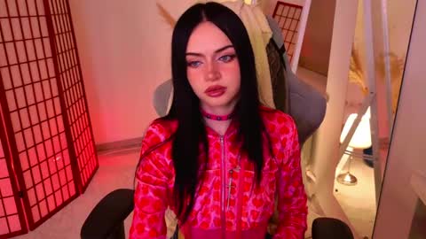 Diva online show from May 22, 9:31 pm