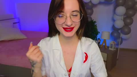 Lola online show from January 27, 10:38 am