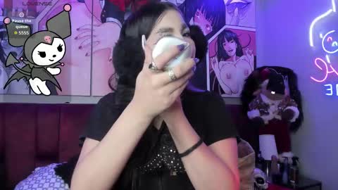 cleitlin vinson online show from December 17, 1:28 pm