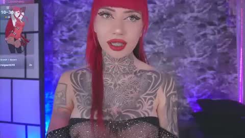 Snapshot of darkly_waxx chatting on June 11, 5:22 pm New account. Help me reach 100 thumbs up online show from June 11, 5:22 pm
