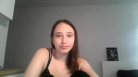 Snapshot of darkmirel chatting on June 15, 1:13 pm darkmirel online show from June 15, 1:13 pm