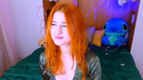 darkmoon____ online show from June 10, 1:06 am