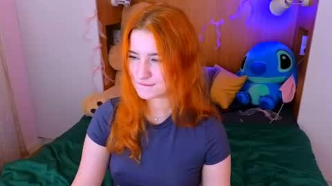 darkmoon____ online show from June 23, 1:42 pm