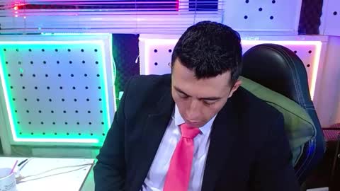 DARKO0717 online show from February 18, 4:25 pm