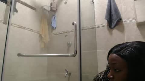 darktanqueen online show from April 1, 3:18 am