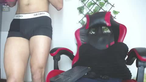 Snapshot of darkviper26 chatting on May 13, 12:02 pm darkviper26 online show from May 13, 12:02 pm