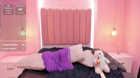  Darnell Queen online show from February 3, 6:51 am