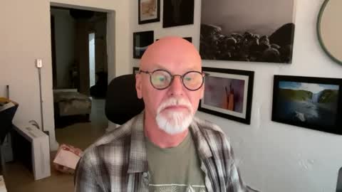 darre1966 online show from June 20, 8:55 pm