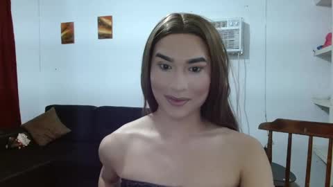 dashly_queen1 online show from May 2, 8:25 pm