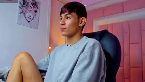 angel online show from December 19, 4:14 pm