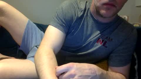 daveb709709709 online show from December 19, 2:51 am