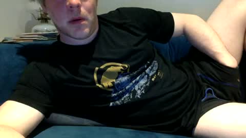 daveb709709709 online show from June 12, 1:59 am