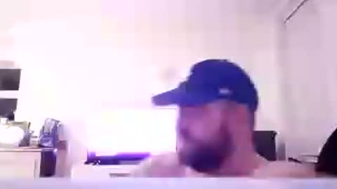 davehw1993 online show from June 18, 1:28 am