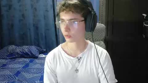 Snapshot of david_colombian chatting on July 9, 6:01 pm ProgrammerBoy online show from July 9, 6:01 pm