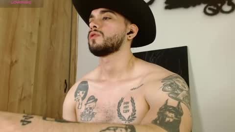 Twitter davidsanctum online show from April 12, 5:56 am