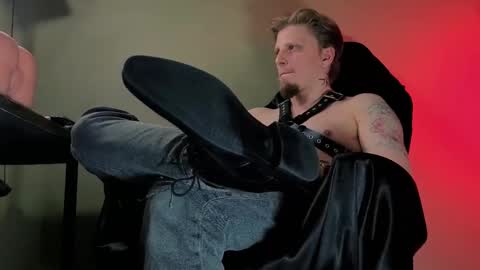 Vincente online show from March 11, 9:32 pm