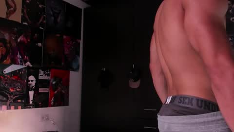 Davide online show from December 16, 8:58 pm