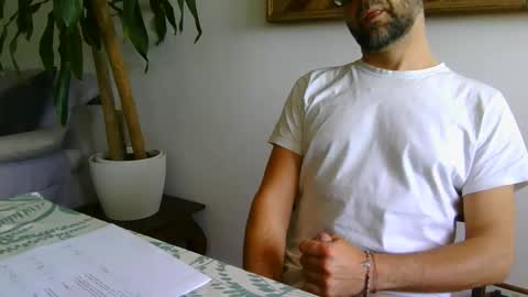 DavHap online show from April 16, 7:42 am