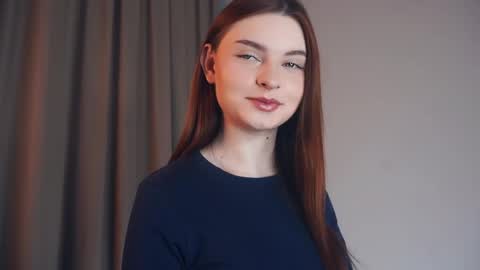 Louise online show from April 18, 10:21 pm