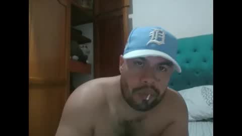 davinson_lopez35 online show from June 7, 1:54 am