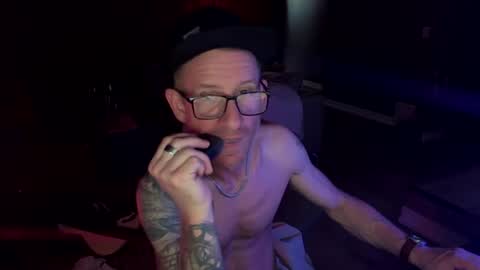 Snapshot of day__tripper chatting on July 13, 10:56 pm day tripper online show from July 13, 10:56 pm
