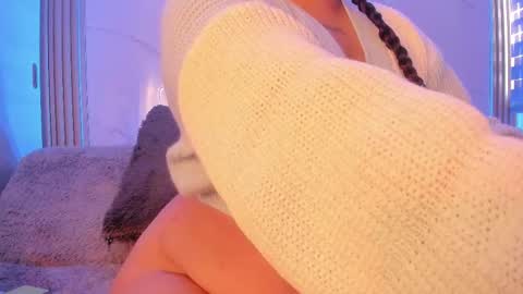 Snapshot of dayan_silva_ chatting on February 22, 2:37 pm DAYAN online show from February 22, 2:37 pm