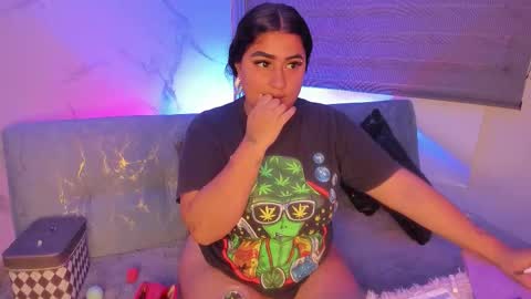 Snapshot of dayan_silva_ chatting on March 14, 1:34 am DAYAN online show from March 14, 1:34 am