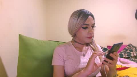 Snapshot of dayanna_01_ chatting on December 29, 4:59 am dayanna_01_ online show from December 29, 4:59 am