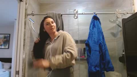 Dazey online show from November 12, 9:58 pm