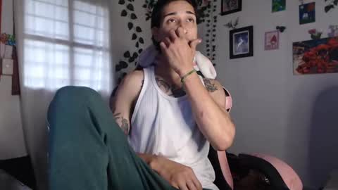 dazzayy online show from February 11, 10:28 pm