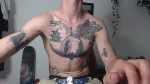 dazzayy online show from May 25, 11:55 pm