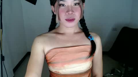 dazzzlingcarol online show from June 26, 9:57 am