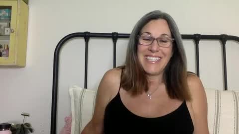DDMolly online show from July 28, 6:53 pm