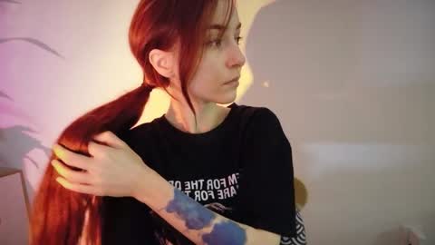 freak online show from April 8, 1:27 am