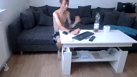 robert online show from June 24, 10:47 am