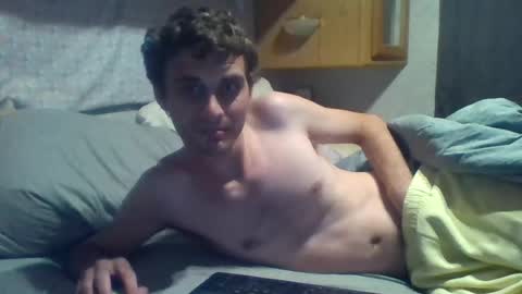 Snapshot of deafguyproud69 chatting on June 6, 3:33 am deafguyproud69 online show from June 6, 3:33 am
