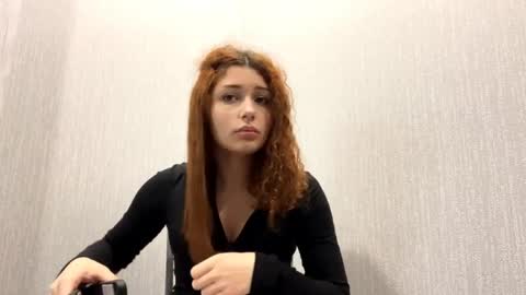 Mia online show from April 8, 3:50 am