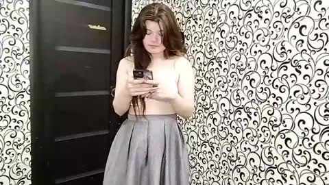 Snapshot of deannemillener chatting on May 26, 5:31 pm Camille online show from May 26, 5:31 pm