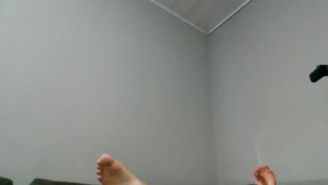 debbie_hotwhite online show from June 28, 6:14 pm