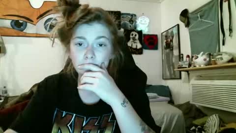 Snapshot of debbieafterhours69 chatting on November 22, 4:11 am DEBBIE online show from November 22, 4:11 am