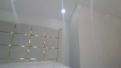 debbie online show from February 16, 7:54 pm