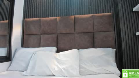 debora_blaze_ online show from April 4, 8:28 pm