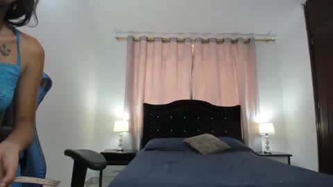 Snapshot of debora_brown_ chatting on December 3, 5:01 pm Dbora online show from December 3, 5:01 pm