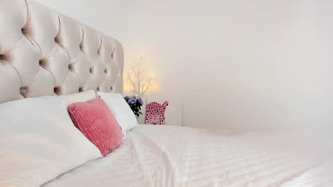 Denise online show from February 20, 1:40 pm